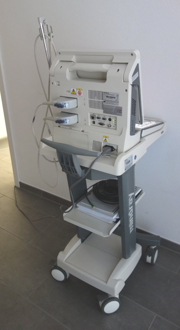 Ultraschallgerät Mindray DP-50 mit Gerätewagen und 2 Sonden